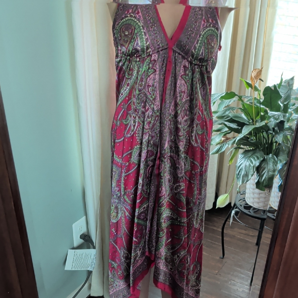 Elegant Paisley Asymmetrical Dress - Red and Green